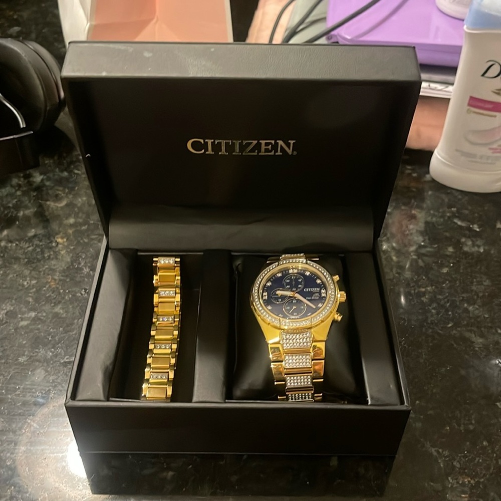 Citizen Watch & Bracelet